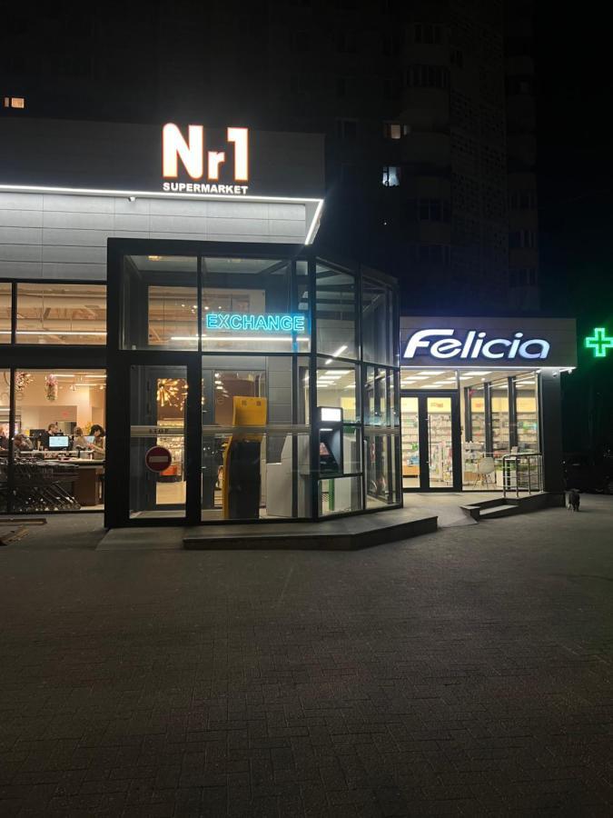 Hi-Tech Aparts Kischinau Exterior foto